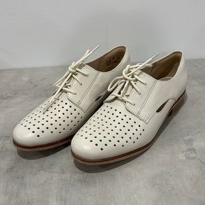 Clarks shoes